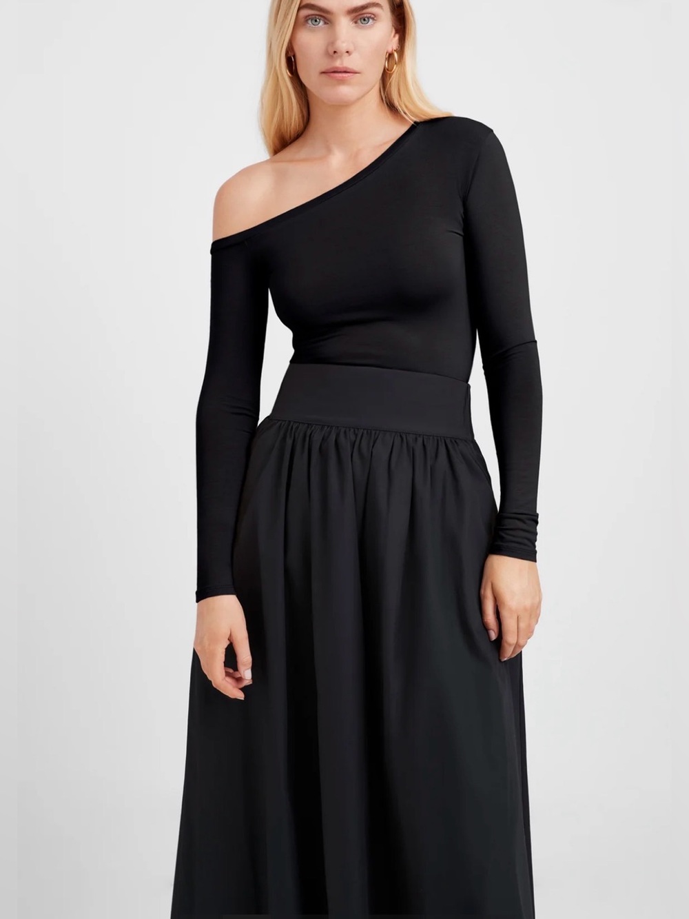 Marcella NYC Black Murray Off Shoulder Top - Size L